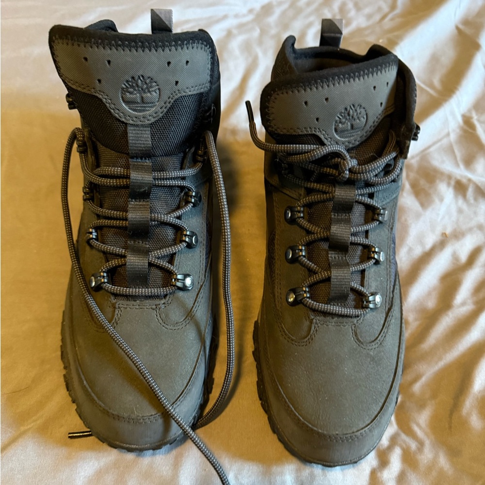 Timberland black youth  Hiking Boots